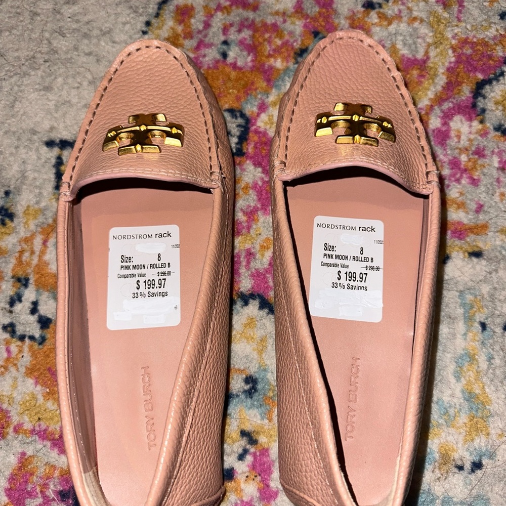 Tory Burch Peach Leather loafers